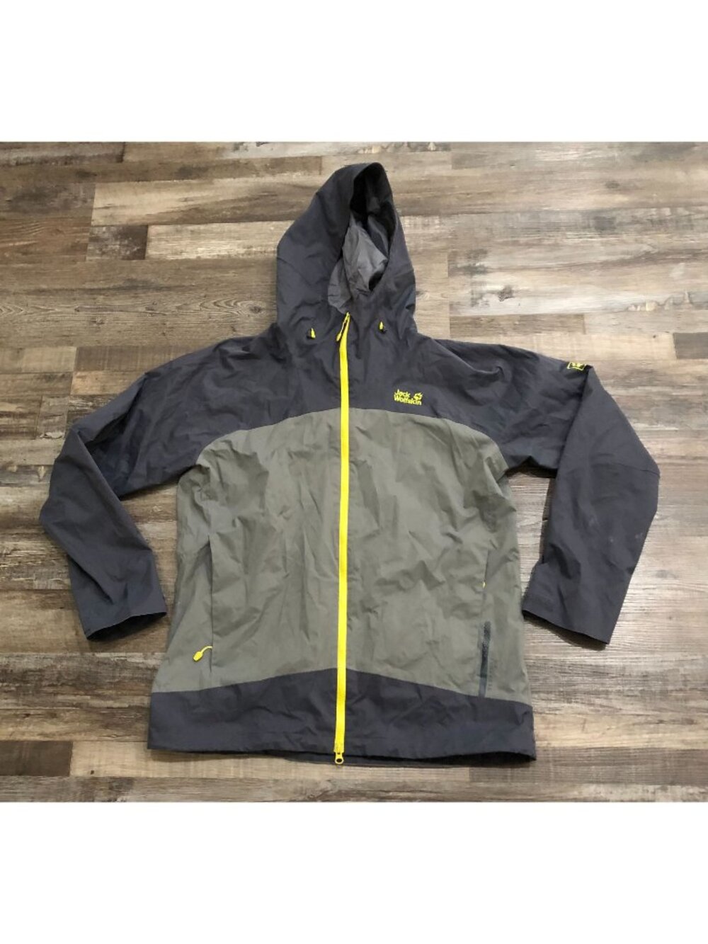 Jack Wolfskin Mens Large Gray Texapore Air Hooded Jacket Water Resistant